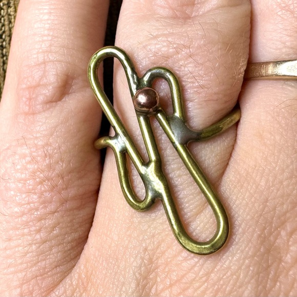 Handcrafted sterling silver, brass and copper ring. - Picture 5 of 11